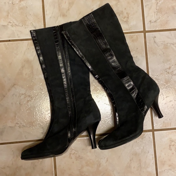 Sofft suede high heel boots - Picture 9 of 11